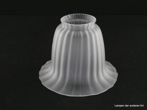 Jugendstil Lampenschirm gebraucht, stilisierter Blütenkelch, vertikal in die Wandung eingearbeitete Rillen, glatter Rand, Ersatzglas für alte Lampen D: 14,5cm, H: 10,5cm, Glashalterand Griffrand 6cm