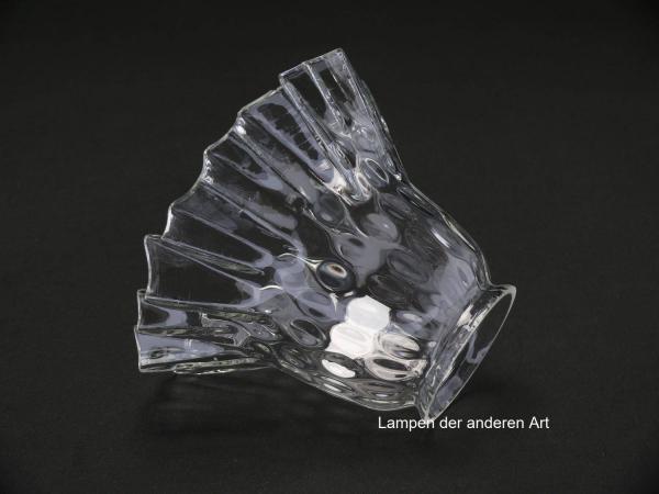 Jugendstil Lampenschirm gebraucht, Klarglas, glänzend, zylindrisches Oberteil, kantig ausgestellter Rand, Nostalgieglas, antiker Ersatzschirm, D:  ca. 14cm, H: ca.10cm, Glashalter Griffrand 6cm, seitlich