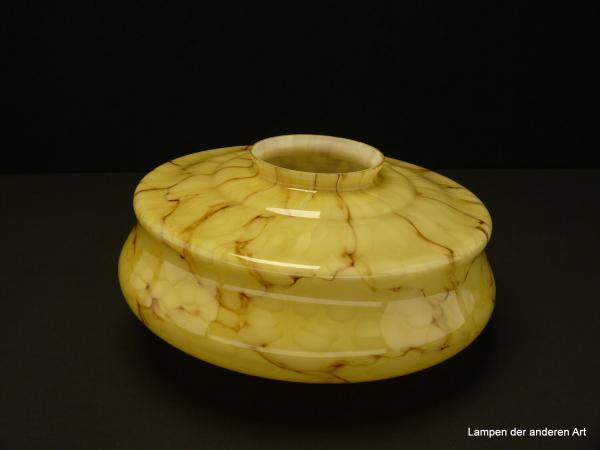 Art Deco Lampenschirm gebraucht, Glas geschlossen, antik, gelber Grund, mit brauner Marmorierung durchzogen, glatte glänzende Oberfläche, gestufte Wandung, Nostalgie Ersatzglas D: ca.28cm, H: ca.15cm, Glashalter Griffrand 10cm